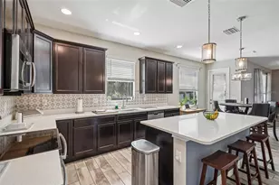 1605 Anastacia Ln, Sun City Center, FL 33573 - Photo 25