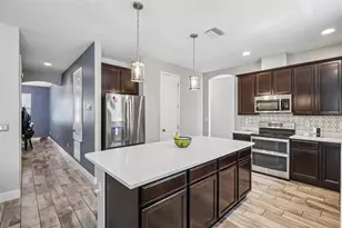 1605 Anastacia Ln, Sun City Center, FL 33573 - Photo 23