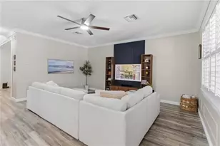 1521 Rhodeswell Ln, Dover, FL 33527 - Photo 5