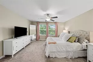4524 Tuscan Loon Dr, Tampa, FL 33619 - Photo 9