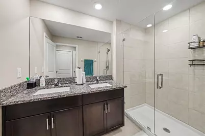 4524 Tuscan Loon Drive, Tampa, FL 33619 - Photo 13