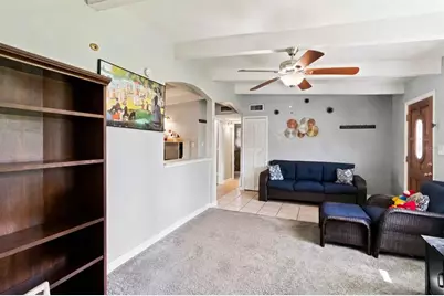 1311 Windsor Way, Tampa, FL 33619 - Photo 5