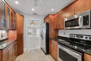 139 Bluff View Dr, Belleair Bluffs, FL 33770 - Photo 5