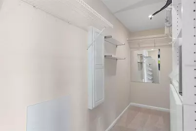 1946 Illinois Avenue NE, Saint Petersburg, FL 33703 - Photo 27