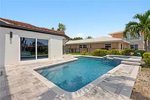 1946 Illinois Ave NE, Saint Petersburg, FL 33703 - Photo 45