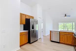 7441 Tower Bridge Dr, Wesley Chapel, FL 33545 - Photo 17