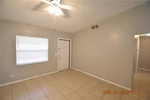12203 N 9th St, Tampa, FL 33612 - Photo 11