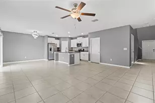 16671 Kingman Reef St, Wimauma, FL 33598 - Photo 5