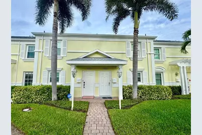 4974 Coquina Key Drive SE, Saint Petersburg, FL 33705 - Photo 1