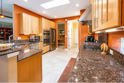 2557 Marblehead Drive, Sarasota, FL 34231 - Photo 37