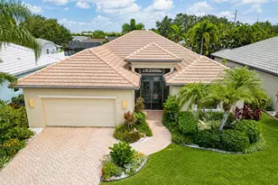 2557 Marblehead Dr, Sarasota, FL 34231 - Photo 1