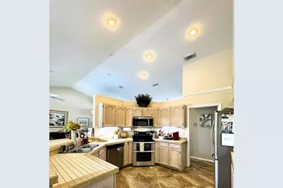 8518 Coral Creek Loop, Hudson, FL 34667 - Photo 13