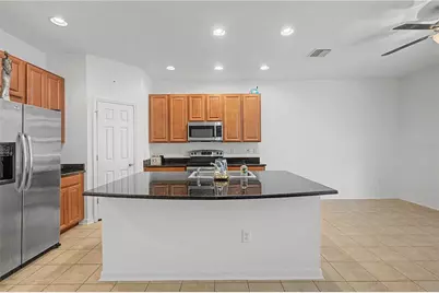 6914 Holly Heath Drive, Riverview, FL 33578 - Photo 9