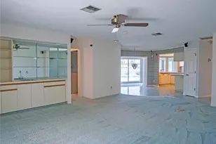1936 Wolf Laurel Dr, Sun City Center, FL 33573 - Photo 17
