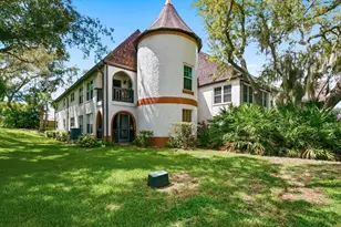 230 N Bayshore Blvd, Clearwater, FL 33759 - Photo 1