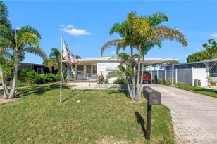 2439 Santiago Dr, Holiday, FL 34690 - Photo 1