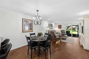 3810 Oak Dr, Tampa, FL 33611 - Photo 5