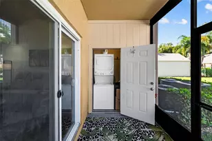 3810 Oak Dr, Tampa, FL 33611 - Photo 31