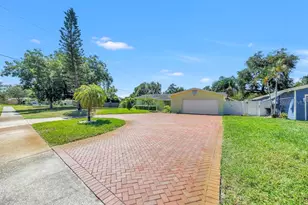 7700 22nd Ave N, Saint Petersburg, FL 33710 - Photo 3