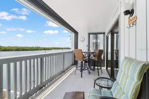 819 Bahia Del Sol Dr, Ruskin, FL 33570 - Photo 25
