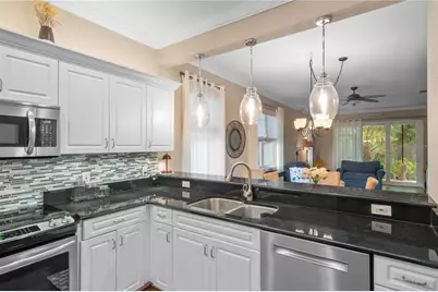 5626 Cortina Lane, Palmetto, FL 34221 - Photo 23