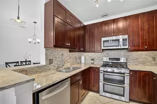 2723 Via Capri, Clearwater, FL 33764 - Photo 11