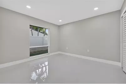 219 Miramar Boulevard NE, Saint Petersburg, FL 33704 - Photo 29