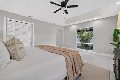 219 Miramar Boulevard NE, Saint Petersburg, FL 33704 - Photo 23