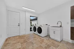 219 Miramar Blvd NE, Saint Petersburg, FL 33704 - Photo 37