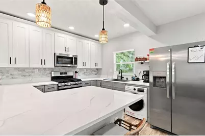 5421 Gay Street, Weeki Wachee, FL 34607 - Photo 9