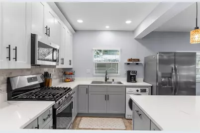 5421 Gay Street, Weeki Wachee, FL 34607 - Photo 19