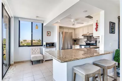 6104 Palma Del Mar Boulevard S #404, Saint Petersburg, FL 33715 - Photo 11