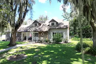 35833 Lakeshore Dr, Dade City, FL 33525 - Photo 1