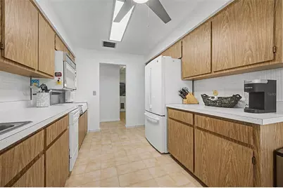 1666 Souvenir Drive, Clearwater, FL 33755 - Photo 31