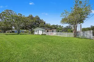 1666 Souvenir Dr, Clearwater, FL 33755 - Photo 51