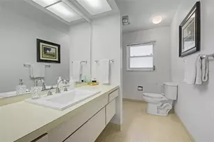 1666 Souvenir Dr, Clearwater, FL 33755 - Photo 39