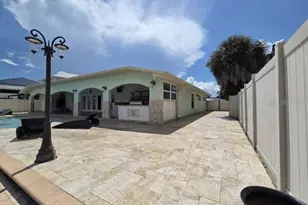 3927 E Eden Roc Cir, Tampa, FL 33634 - Photo 23