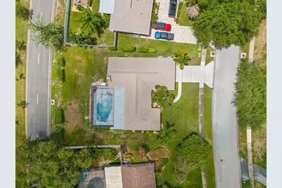 940 Rolling Hills Drive, Palm Harbor, FL 34683 - Photo 57