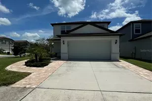 30543 Thunderbird Dr, Wesley Chapel, FL 33545 - Photo 1