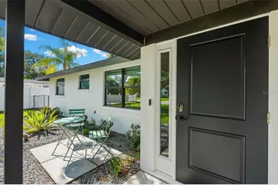 2874 Davis Boulevard, Sarasota, FL 34237 - Photo 3