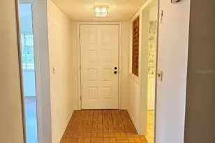 2531 Royal Pines Cir, Clearwater, FL 33763 - Photo 9