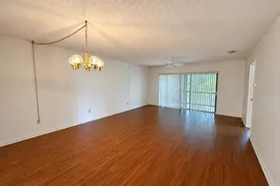 2531 Royal Pines Cir, Clearwater, FL 33763 - Photo 11