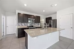 30807 Penny Surf Loop, Wesley Chapel, FL 33545 - Photo 7