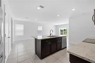30807 Penny Surf Loop, Wesley Chapel, FL 33545 - Photo 9