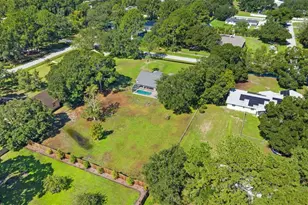 17269 Raintree Rd, Lutz, FL 33558 - Photo 61