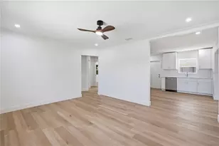 3766 30th Ave N, Saint Petersburg, FL 33713 - Photo 15