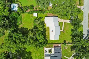 909 Tomlinson Dr, Lutz, FL 33549 - Photo 75