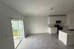 752 Trotters Dr, Eagle Lake, FL 33839 - Photo 11