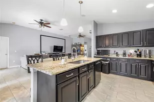 16309 Bridgeglade Ln, Lithia, FL 33547 - Photo 19
