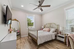 1901 W Cluster Ave, Tampa, FL 33604 - Photo 31